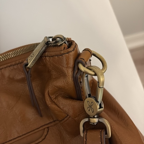 HOBO Brown Crossbody Bag with Adjustable Strap - Picture 10 of 11